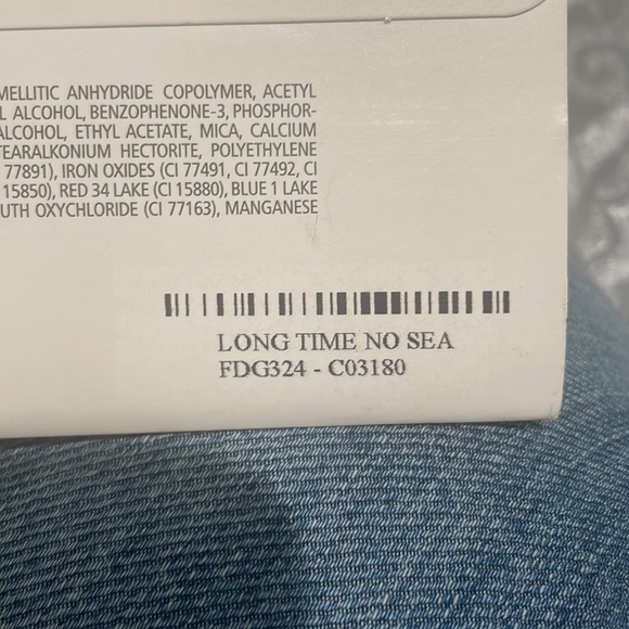 Color street - Picture 2 of 2